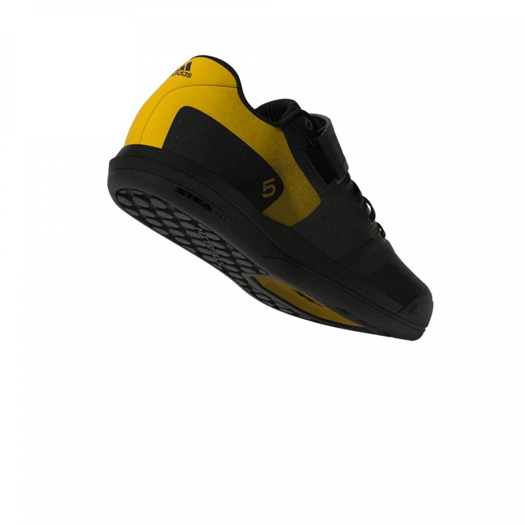 Shoes adidas Hellcat Pro